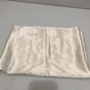 Blissy Silk Pillowcase